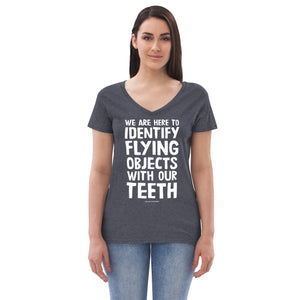 women's recycled v-neck: identifying flying objects